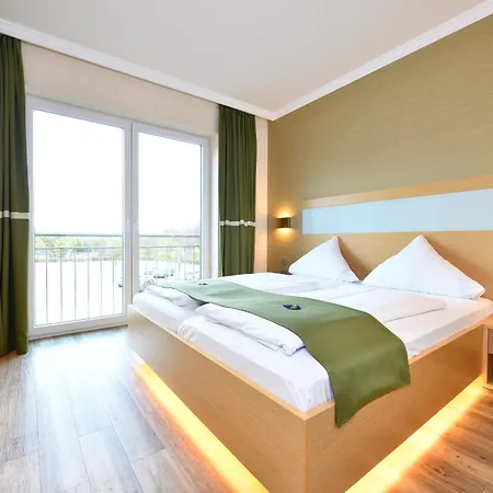 Hotel Dormio Der Seehof 4*